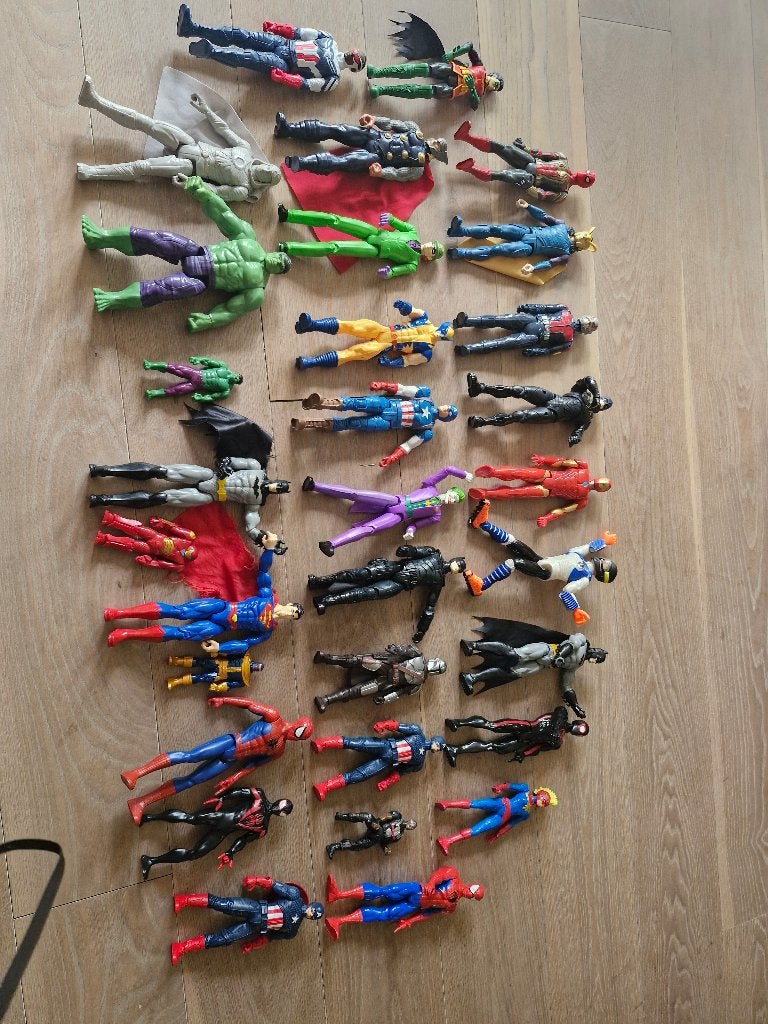 Avengers poppen, Ophalen, Gebruikt