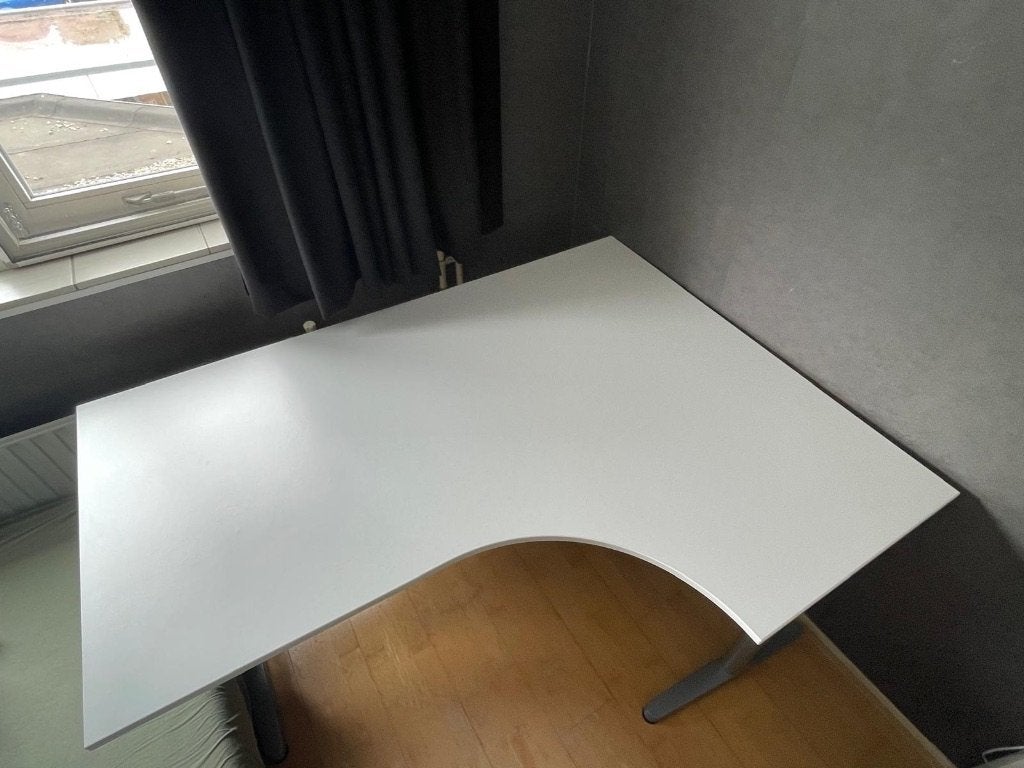 Bureau, Ophalen, 160 cm, Gebruikt, 120 cm
