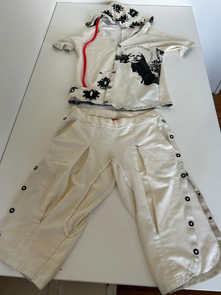 Unieke "Totally Erected" set: hoodie & broek, Ophalen of Verzenden