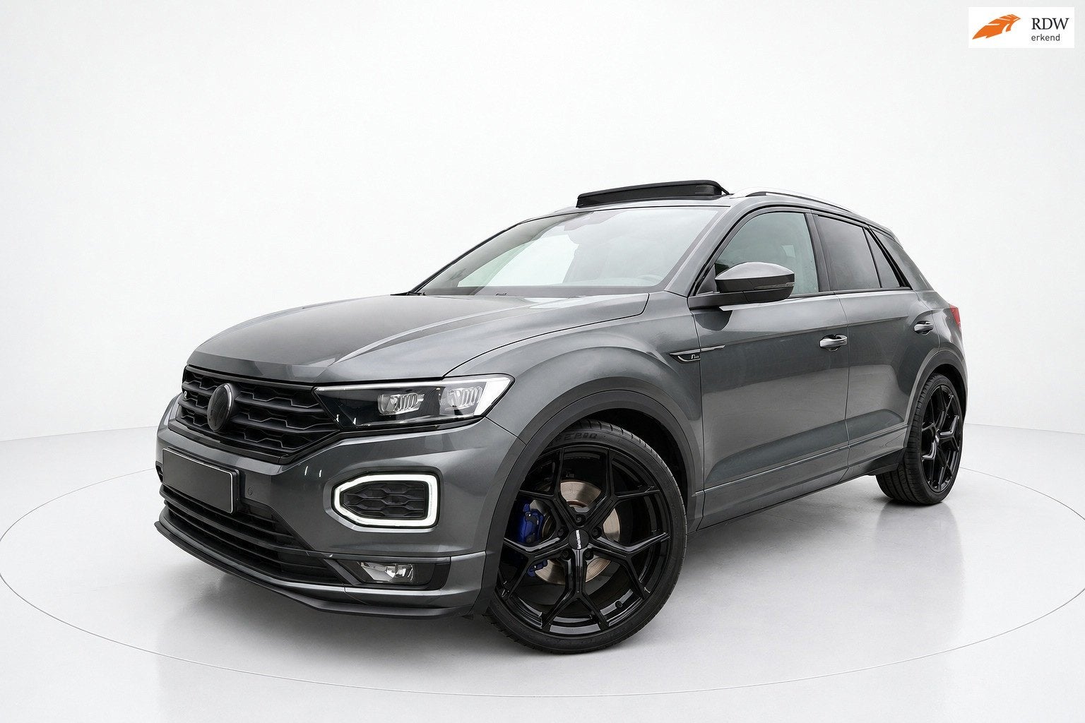Volkswagen T-Roc 2.0 TSI 4Motion 3x R LINE PANO VIRTUAL ACC, Auto's, Automaat, 15 km/l, Gebruikt, 190 pk