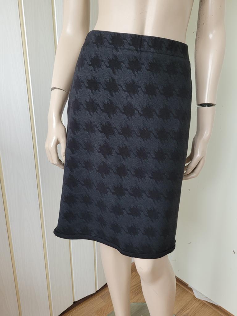 Marc Cain Marccain midi rok maat L/40 zwart, Kleding | Dames, Maat 38/40 (M), Zwart, Ophalen of Verzenden, Zo goed als nieuw