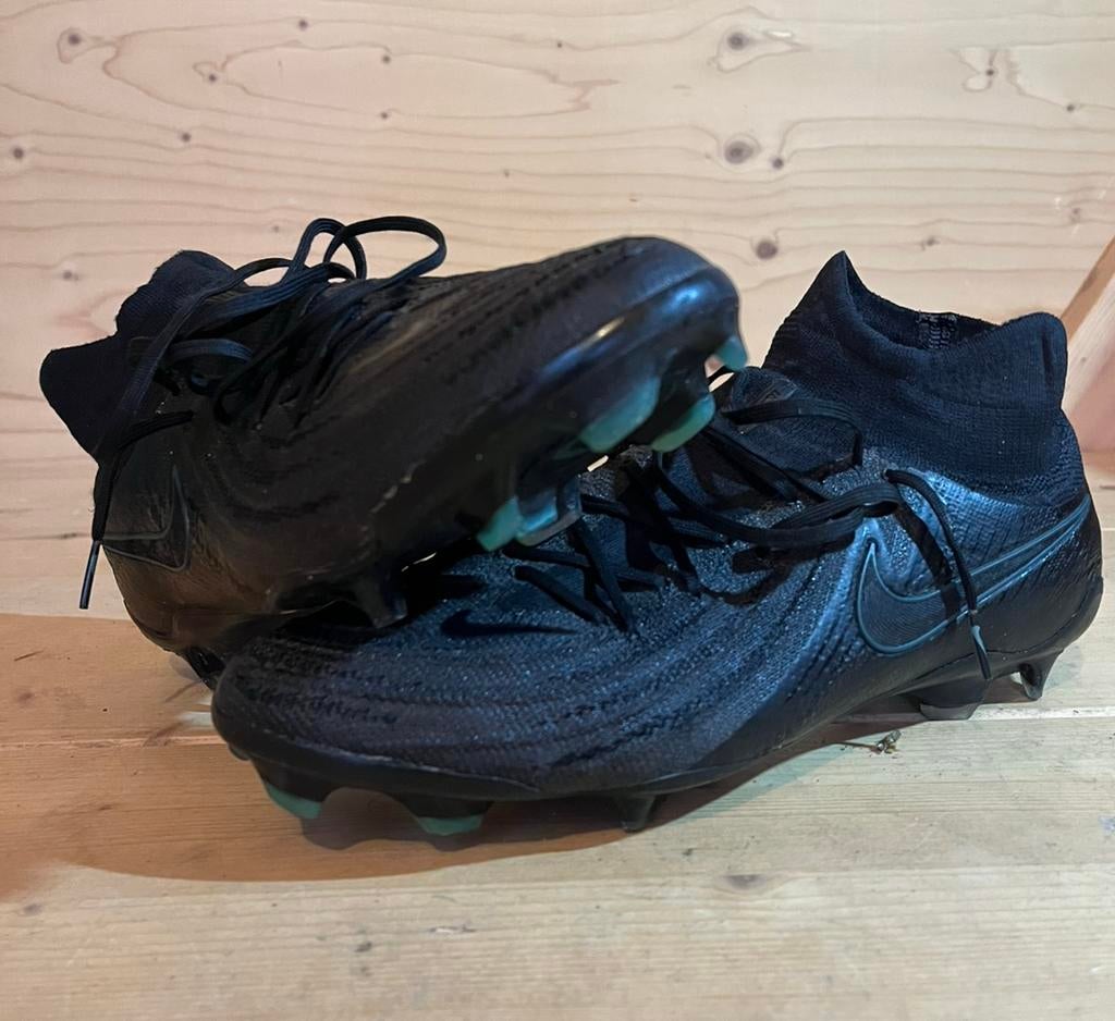 Nike Phantom Luna Elite maat 43, Gebruikt, Schoenen, Maat M, Ophalen of Verzenden