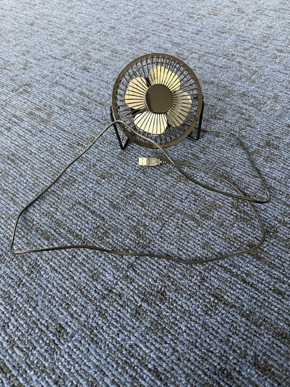 Compacte Nedis USB Tafelventilator - Zwart meerdere stuks, Ophalen, Zo goed als nieuw, Tafelventilator