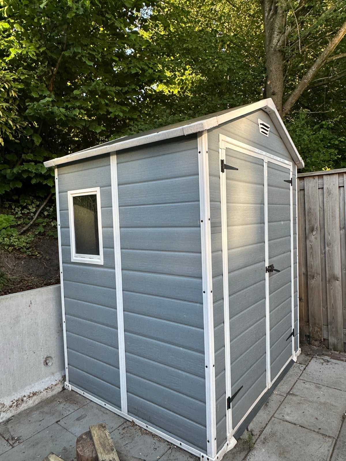 Keter Tuinhuis - Ideaal voor opslag, Tuin en Terras, Tuinhuizen, Gebruikt, Tuinhuis, Kunststof, Minder dan 250 cm, Minder dan 200 cm