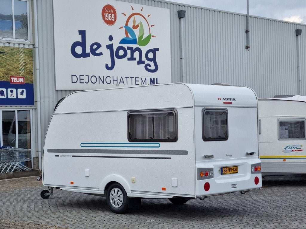 Adria Aviva 390 PS Lichtgewicht!, Schokbreker, Bedrijf, Treinzit, Adria