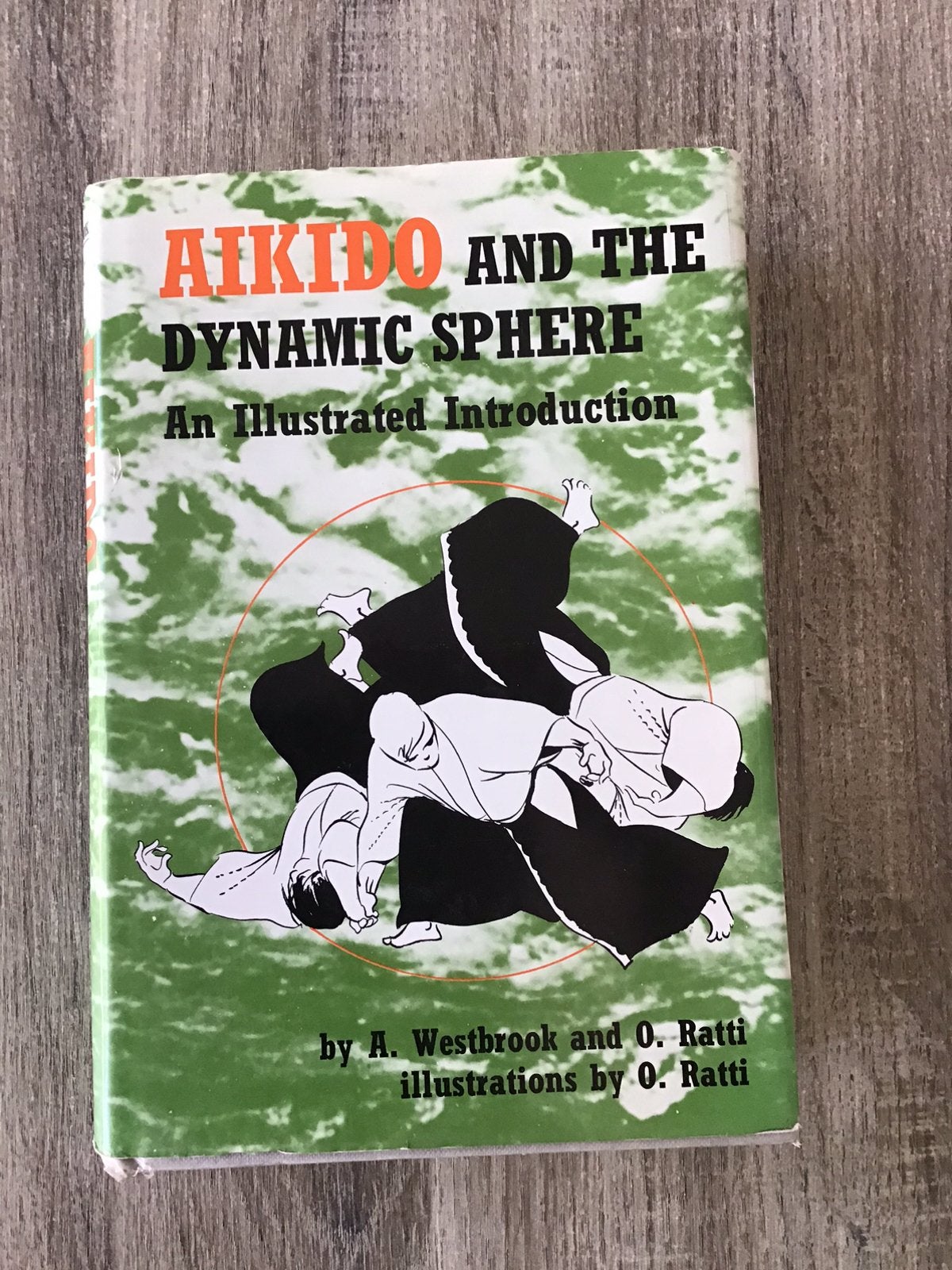 AIKIDO and the Dynamic Sphere + fotoboek aikido technieken., Ophalen of Verzenden, Zo goed als nieuw, Vechtsport