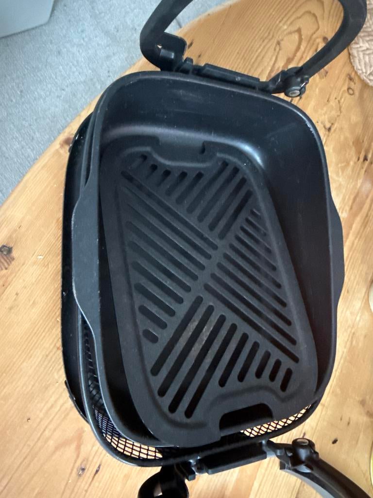 Aircooker Philips 7000 serie-  mand en grillplaat, Ophalen of Verzenden, Gebruikt, Airfryer XL