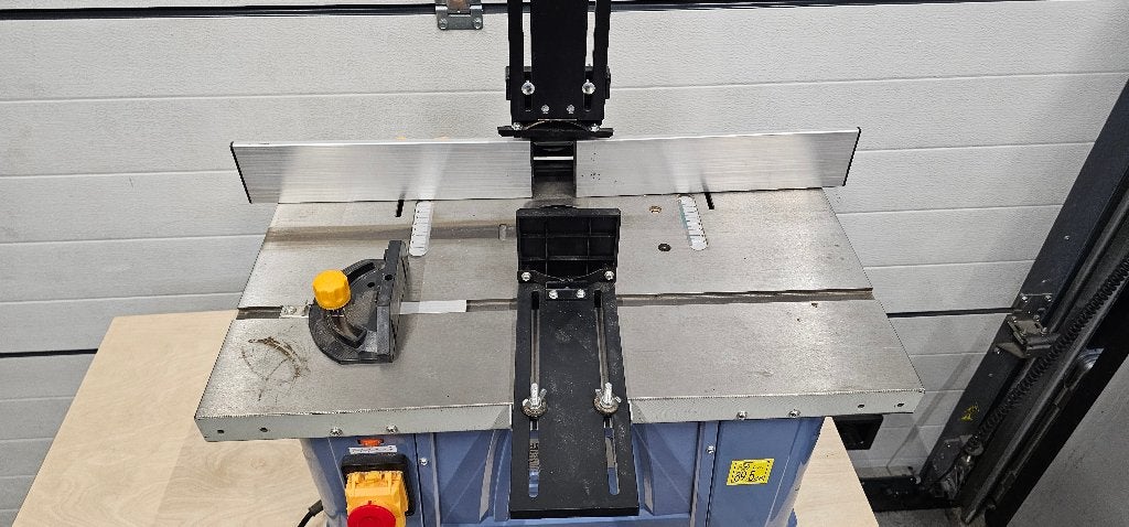 HBM 40 Hout freesmachine - Houtfreesmachine 230 Volt, Ophalen of Verzenden, Zo goed als nieuw, 1200 watt of meer, Overige typen