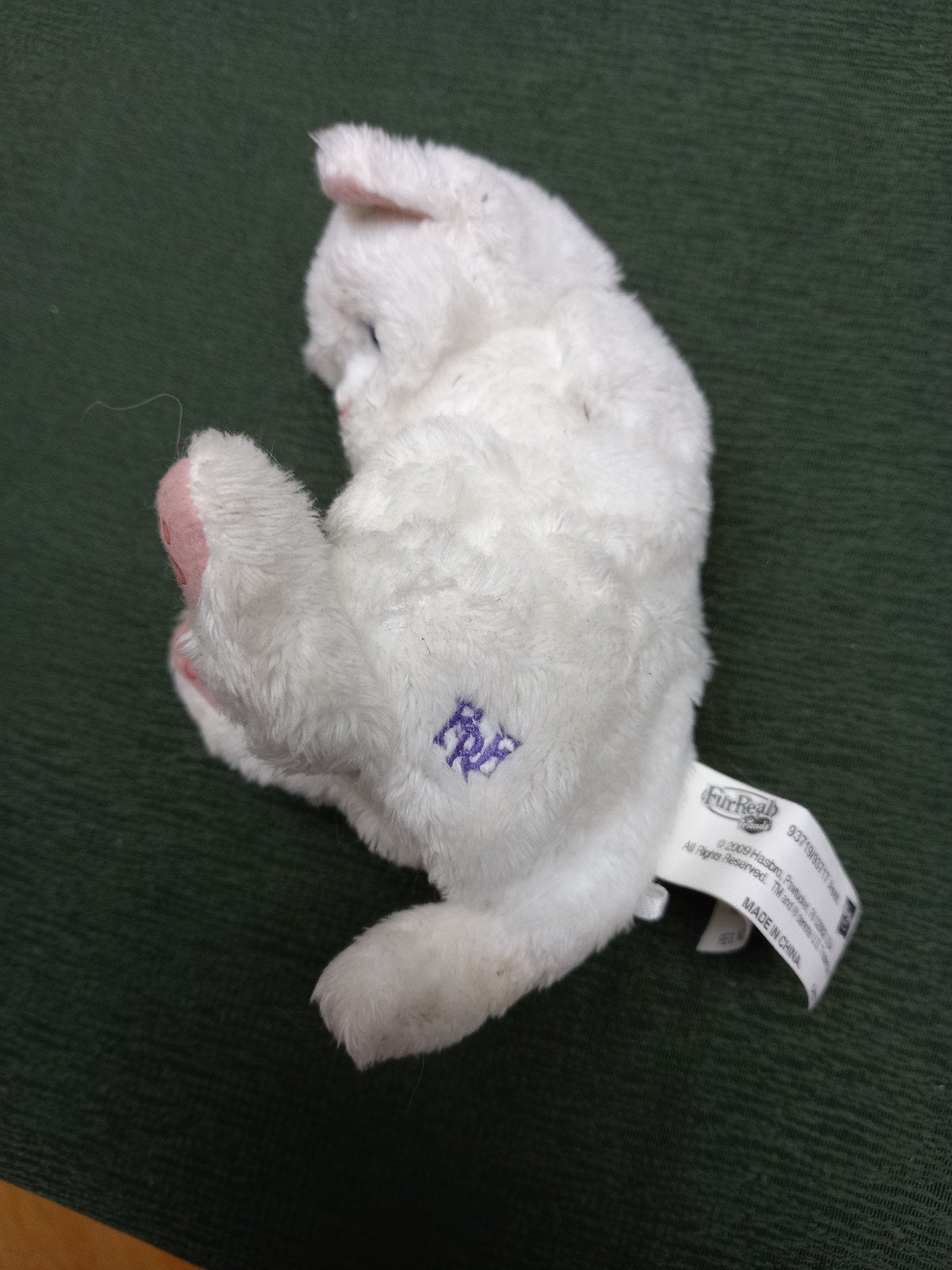 Wit poesje van HASBRO., Kinderen en Baby's, Speelgoed | Knuffels en Pluche, Gebruikt, Overige merken, Ophalen of Verzenden, Kat