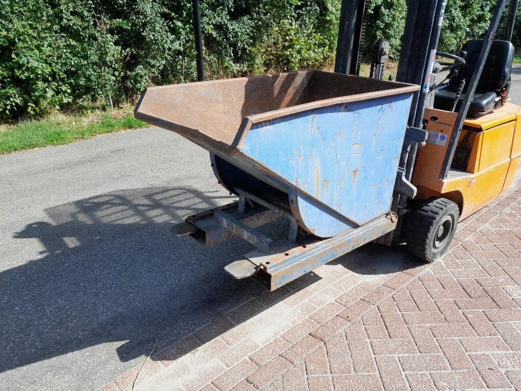 kiepbak kantelbak voor heftruck, Zakelijke goederen, Machines en Bouw | Heftrucks en Intern transport, Tot 1000 kg, Ophalen, Voorzetapparatuur