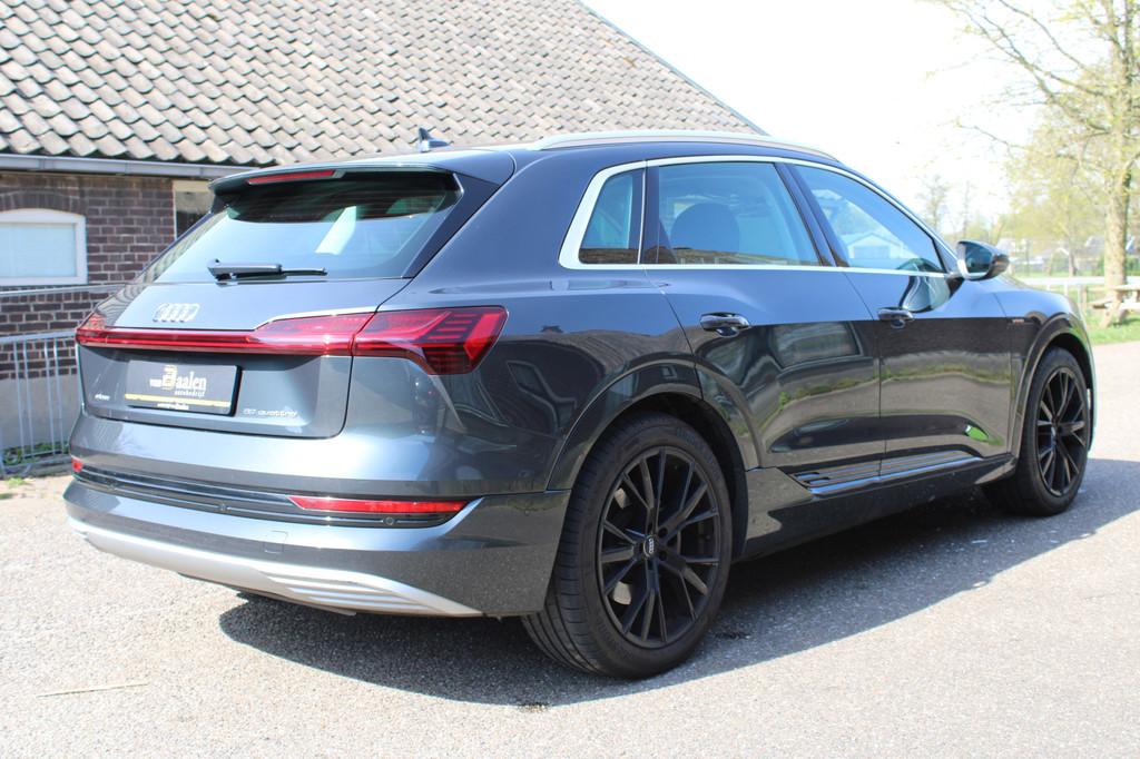 Audi e-tron e-tron 50 quattro Launch edition 71 kWh SOh 90,8, Auto's, Audi, Automaat, Zwart, 124 €/maand, Vierwielaandrijving