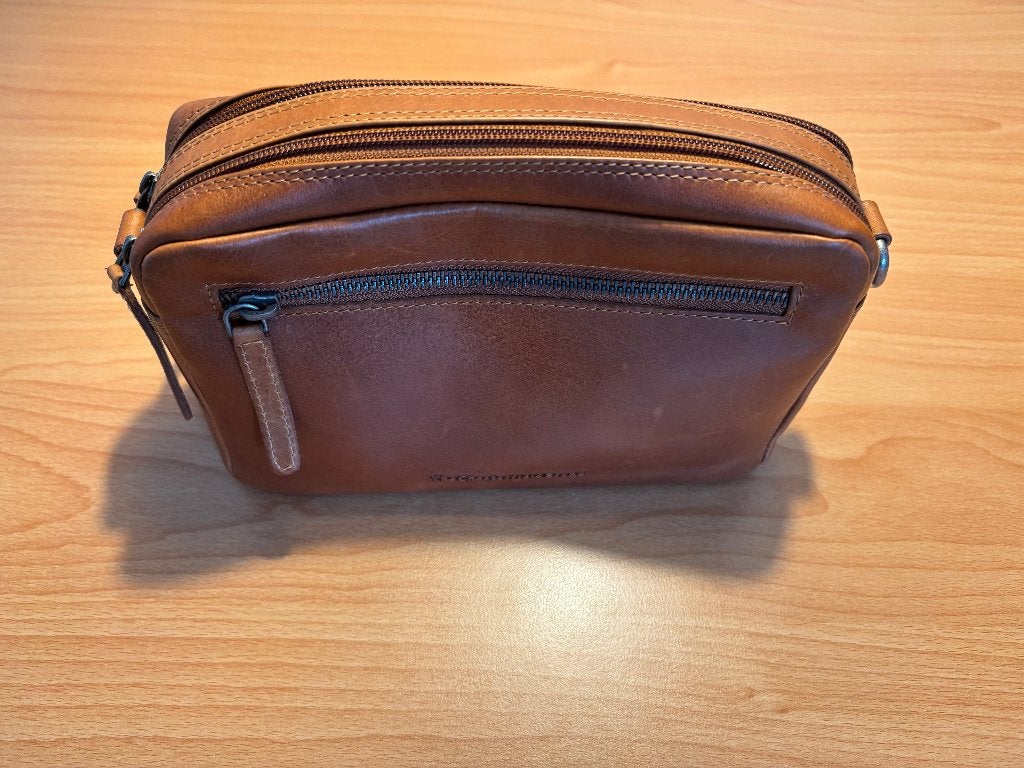 Chesterfield leren heren etui of dames tas, Sieraden, Tassen en Uiterlijk, Ophalen of Verzenden, Zo goed als nieuw, Bruin, Handtas