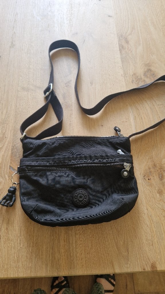 Kipling dames schoudertas zwart, Ophalen, Gebruikt, Zwart, Schoudertasje