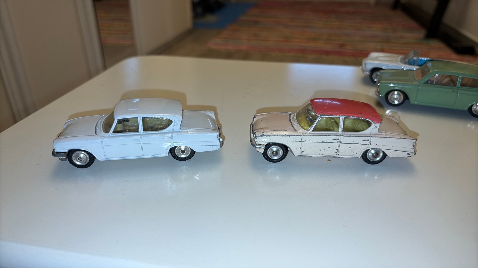 CORGI TOYS FORD CONSUL 2x, Ophalen of Verzenden, Gebruikt, Auto, Corgi