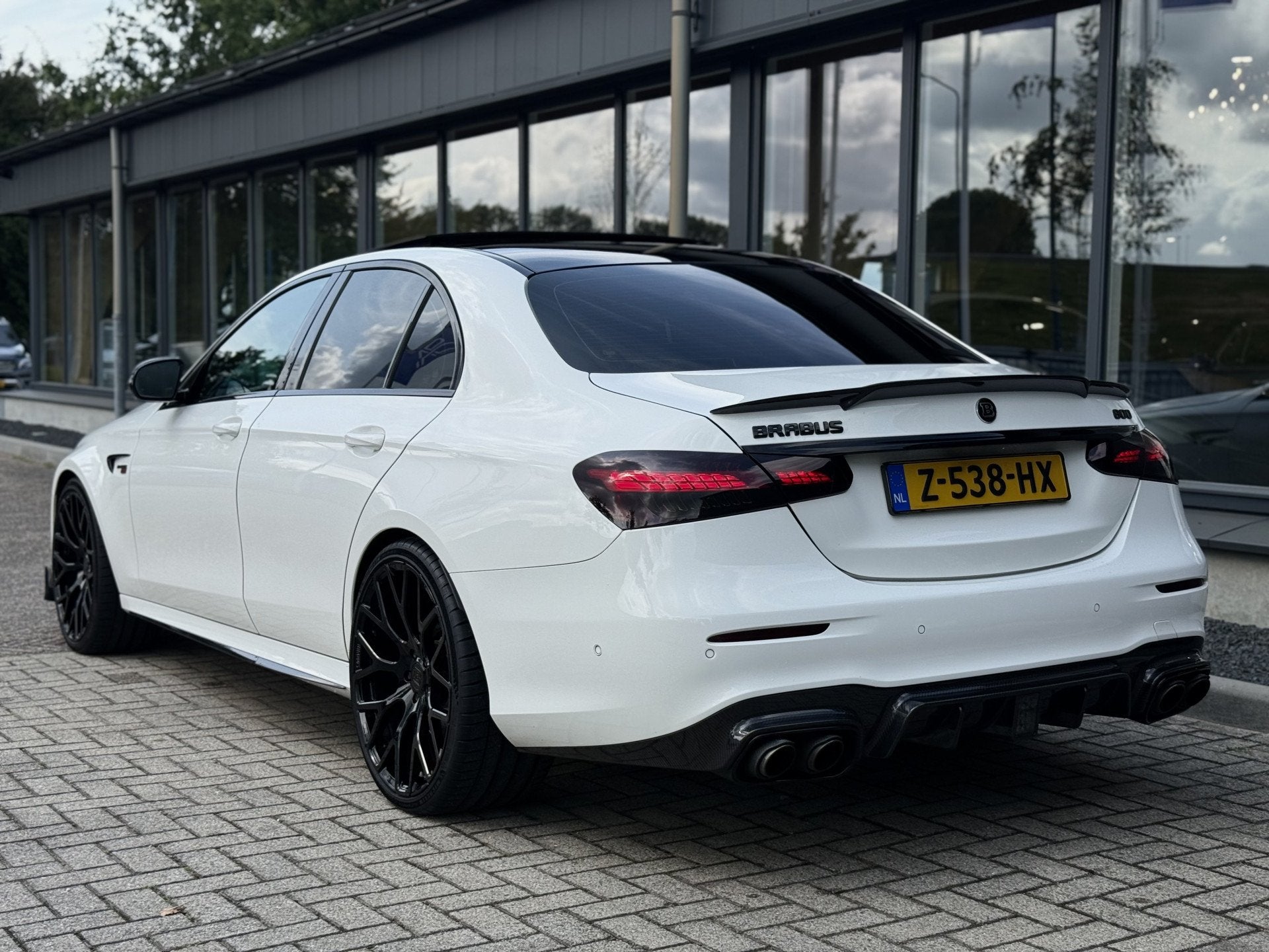 Mercedes-Benz E-Klasse AMG 63 S 4MATIC+ BRABUS 800, Automaat, Gebruikt, Wit, Leder