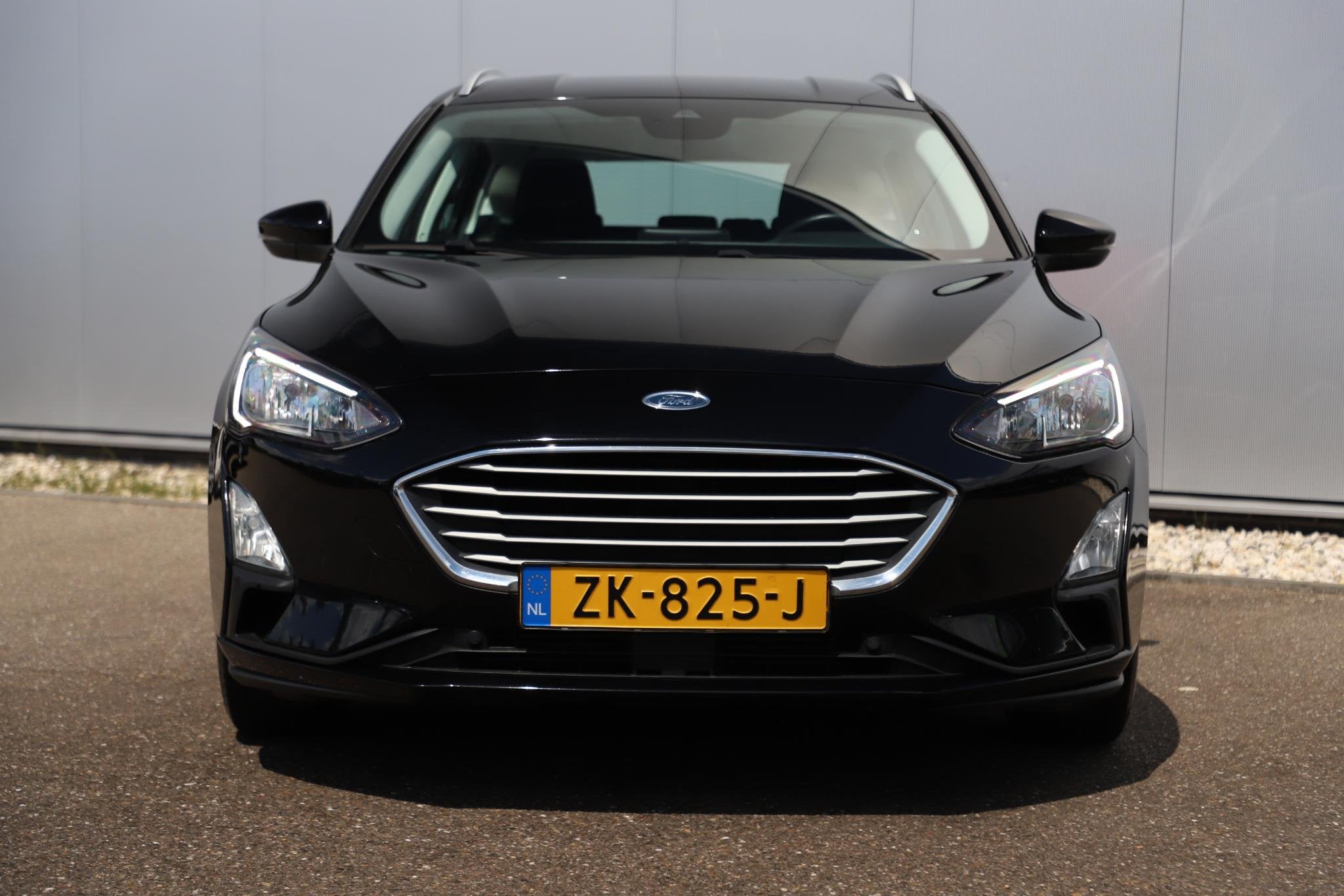 Ford Focus Wagon 1.0 EcoBoost Trend Edition Business Trekhaa, Auto's, Gebruikt, Euro 6, Met garantie (alle), 1283 kg