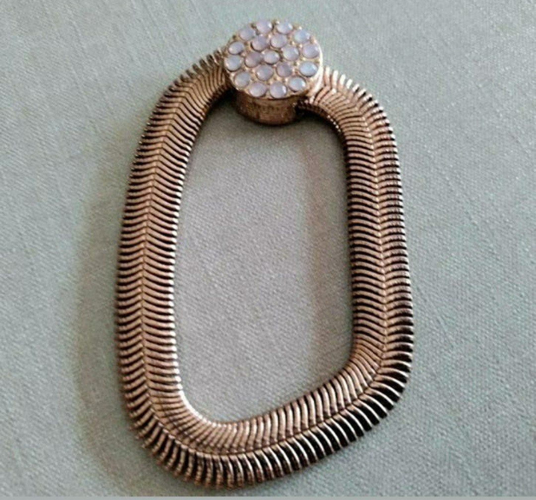 Koperkleurige Armband met magneetsluiting,Rosèkleurig,19,5cm, Ophalen of Verzenden