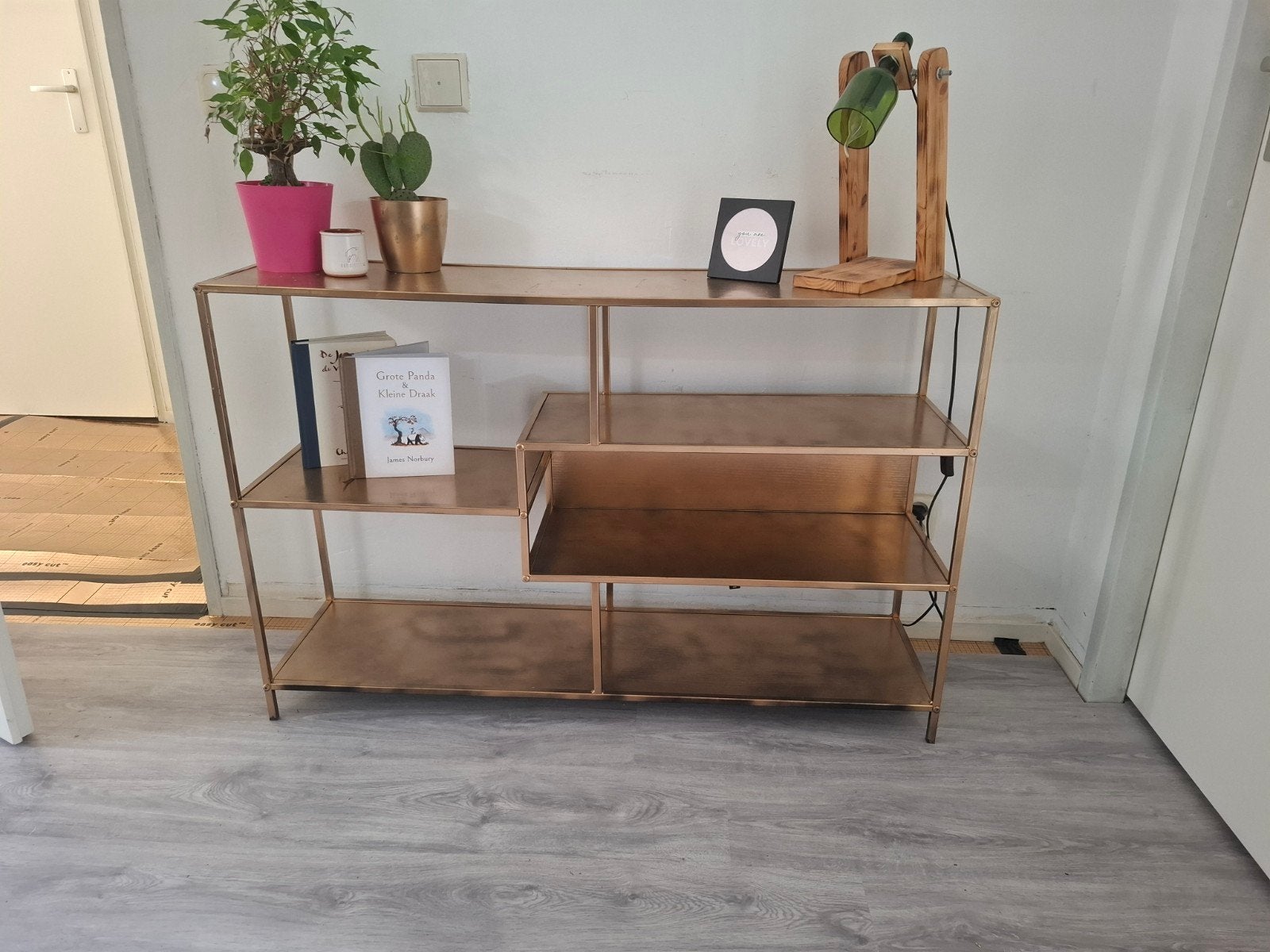 gouden kast, 100 tot 150 cm, Ophalen of Verzenden, Zo goed als nieuw, Minder dan 100 cm