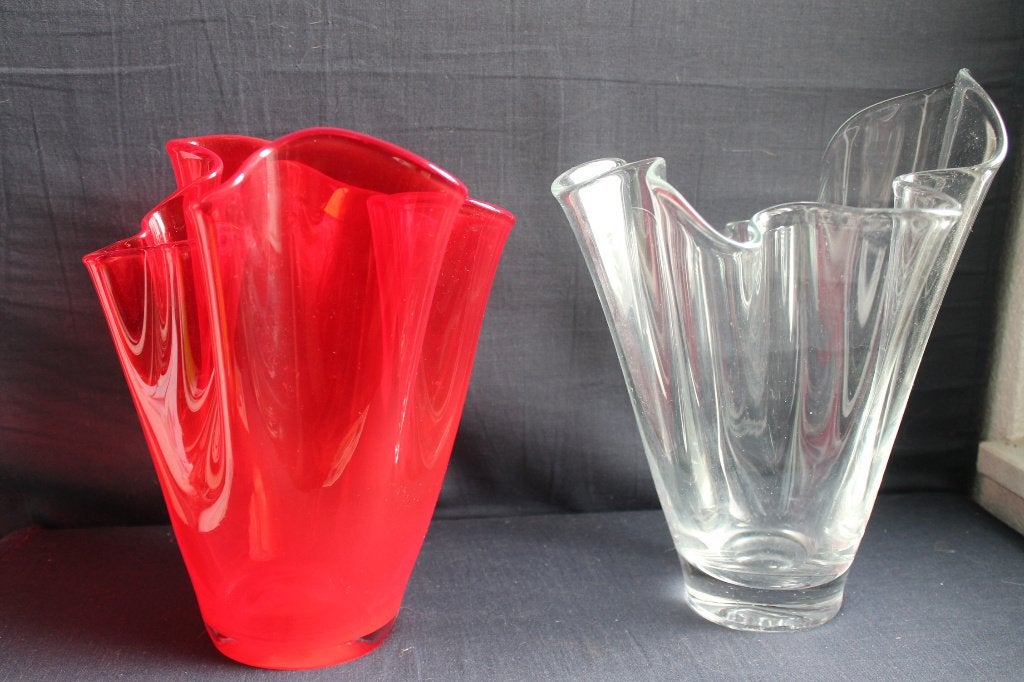 Zakdoekvaas, Fazzoletto, van glas. Rood en transparant., Ophalen of Verzenden, Zo goed als nieuw, Rood, Glas