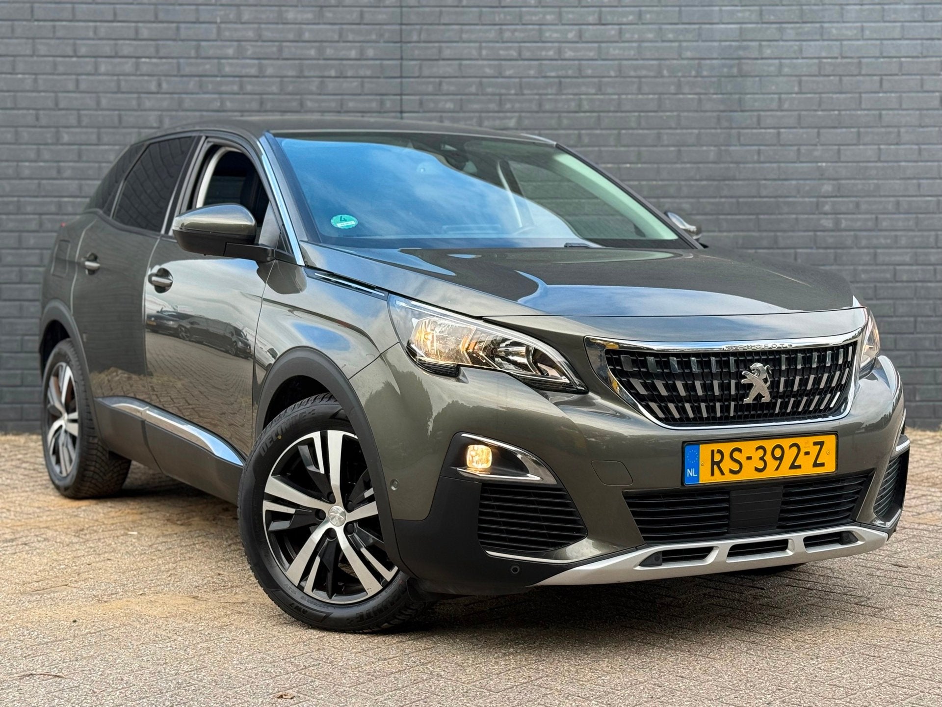 Peugeot 3008 1.2 PureTech Allure Bj 2018 Automaat Navi Pdc C, Dealer onderhouden, Stof, Gebruikt, Euro 6