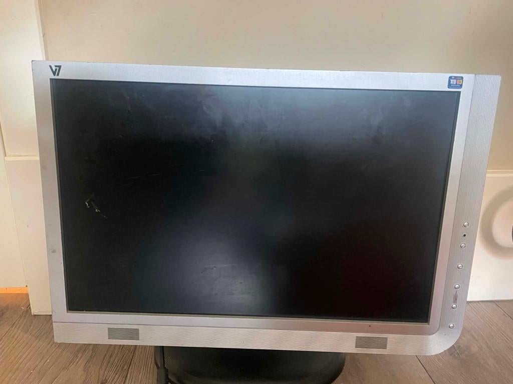 V7 L19WA Monitor - 19 inch, VGA, Gebruikt, Computers en Software, Monitoren, Ophalen, V7, LED, 60 Hz of minder