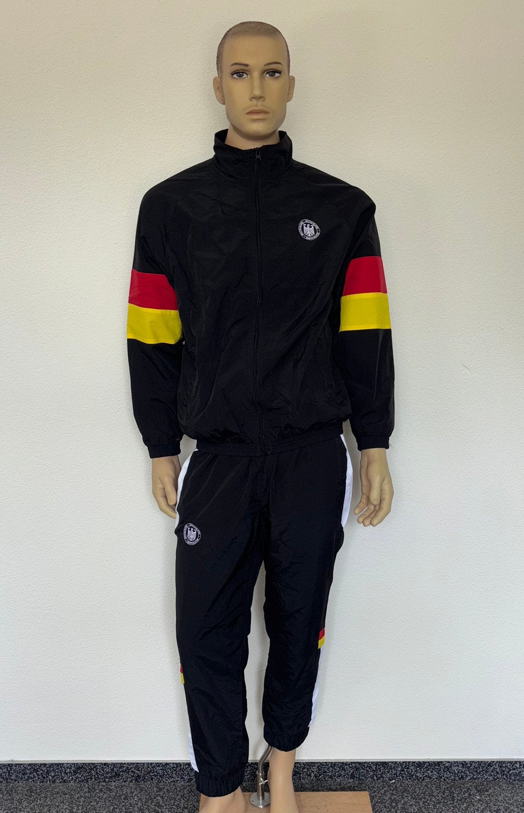 Retro trainingspak Duitsland, Ophalen of Verzenden, Nieuw, Overige maten, Voetbal