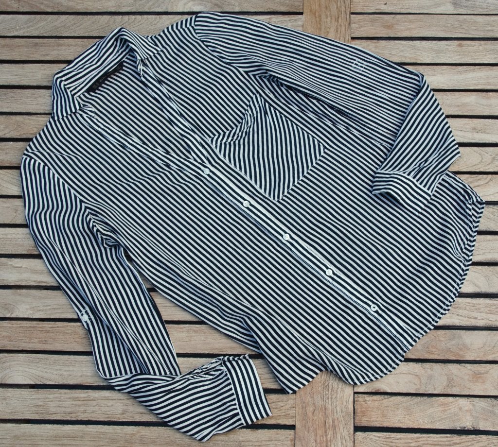 Zwart wit gestreept bloesje met V-hals Zara XS, Kleding | Dames, Ophalen of Verzenden, Zo goed als nieuw, Maat 34 (XS) of kleiner