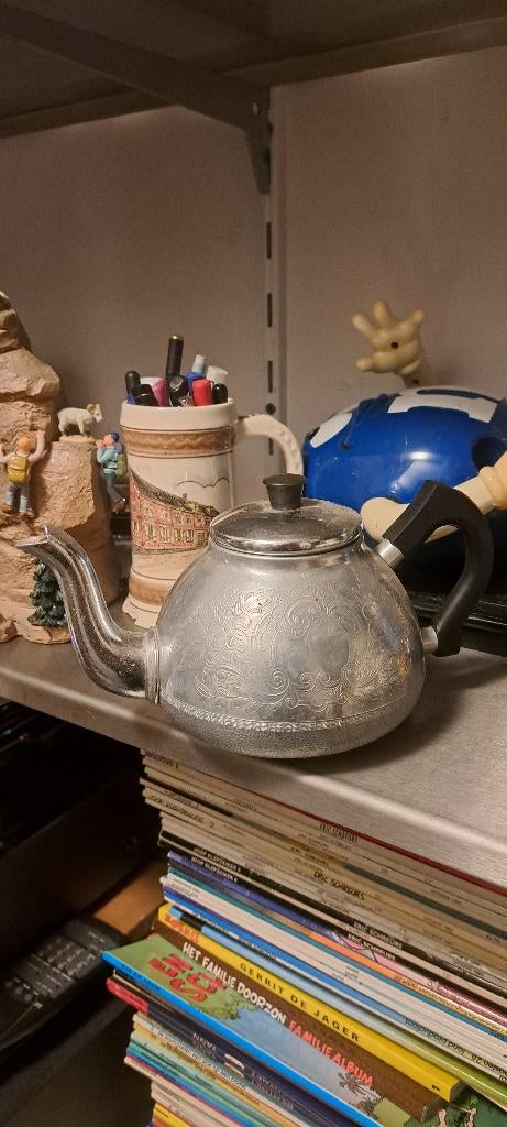 Oude bewerkte theepot Swan England (Z248-18), Antiek en Kunst, Antiek | Servies los, Ophalen of Verzenden