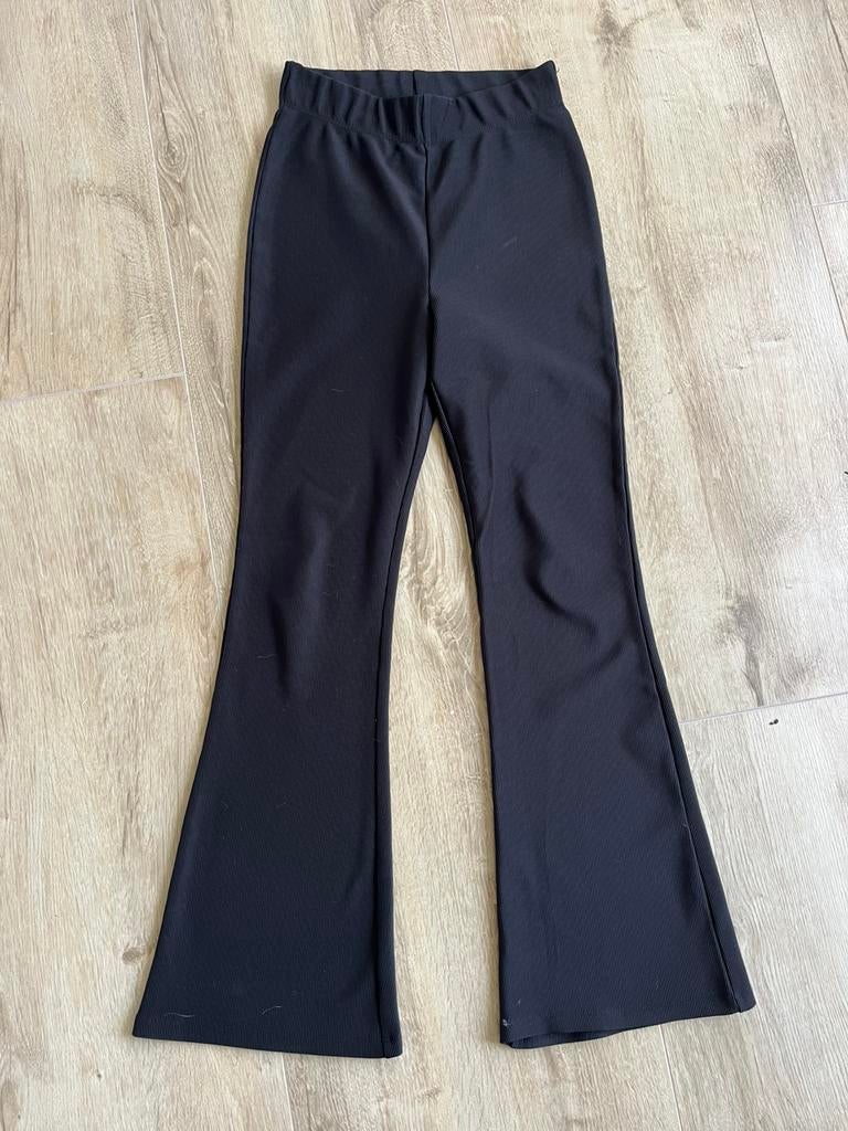 Flared broek zwart maat 152, Ophalen of Verzenden, Zo goed als nieuw, Meisje, Broek