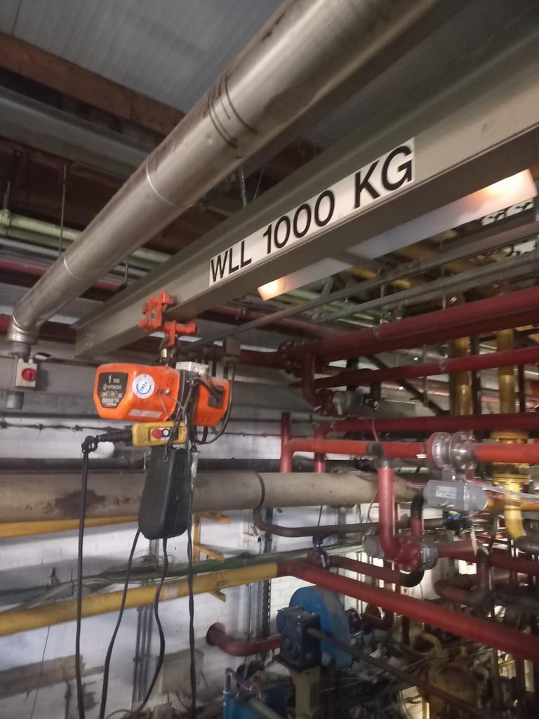 Demag en Hitachi Heftakels - 250kg,1000kg, Ophalen