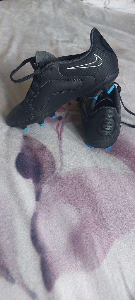 Nieuwe Nike Tiempo  voetbalschoenen - Zwart/, Maat XS of kleiner, Ophalen of Verzenden, Nieuw, Schoenen