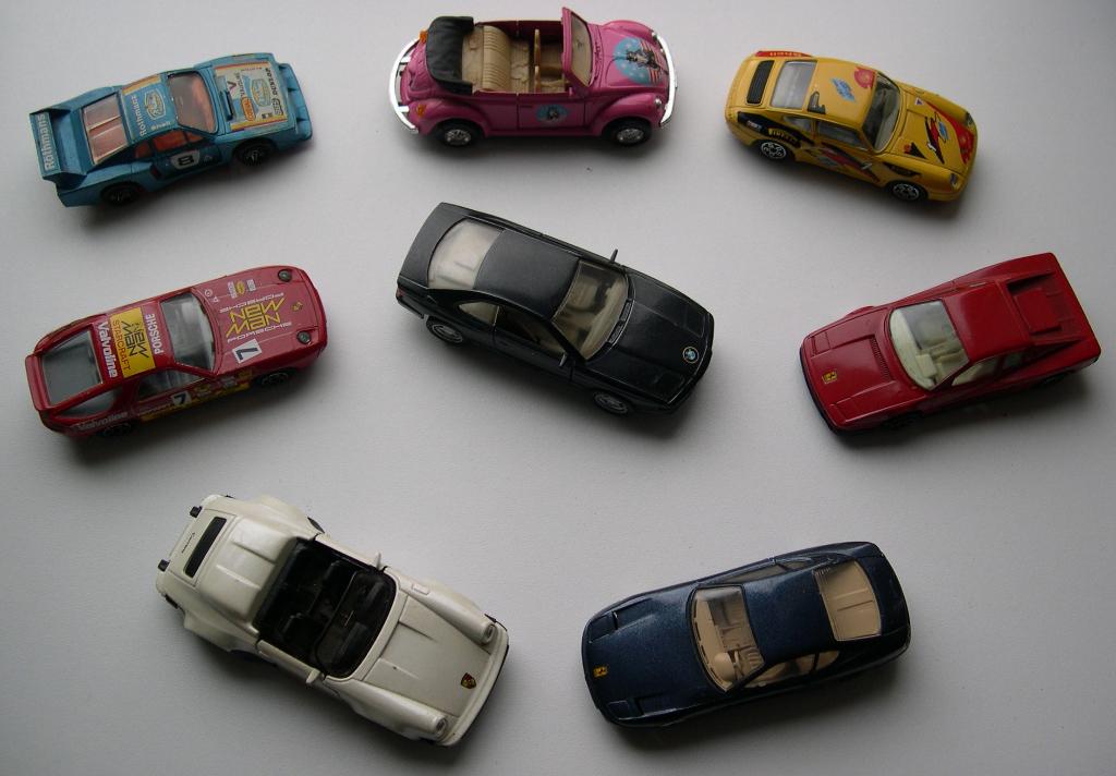 MINI AUTO’S: Set 9 stuks, Verzamelen, Overige Verzamelen, Verzenden, Gebruikt