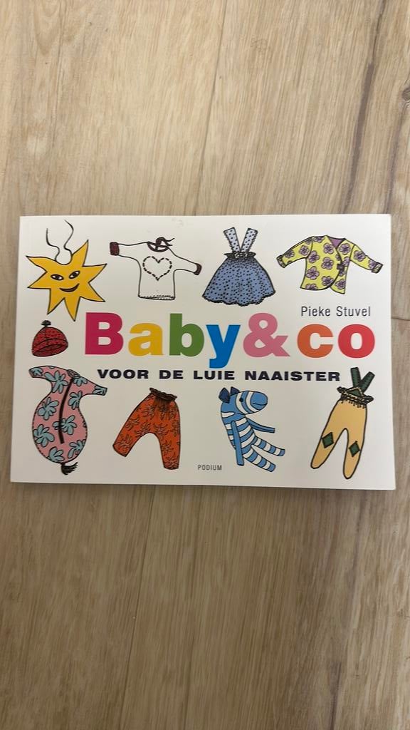 Pieke Stuvel - Baby & co, Ophalen of Verzenden, Zo goed als nieuw, Pieke Stuvel
