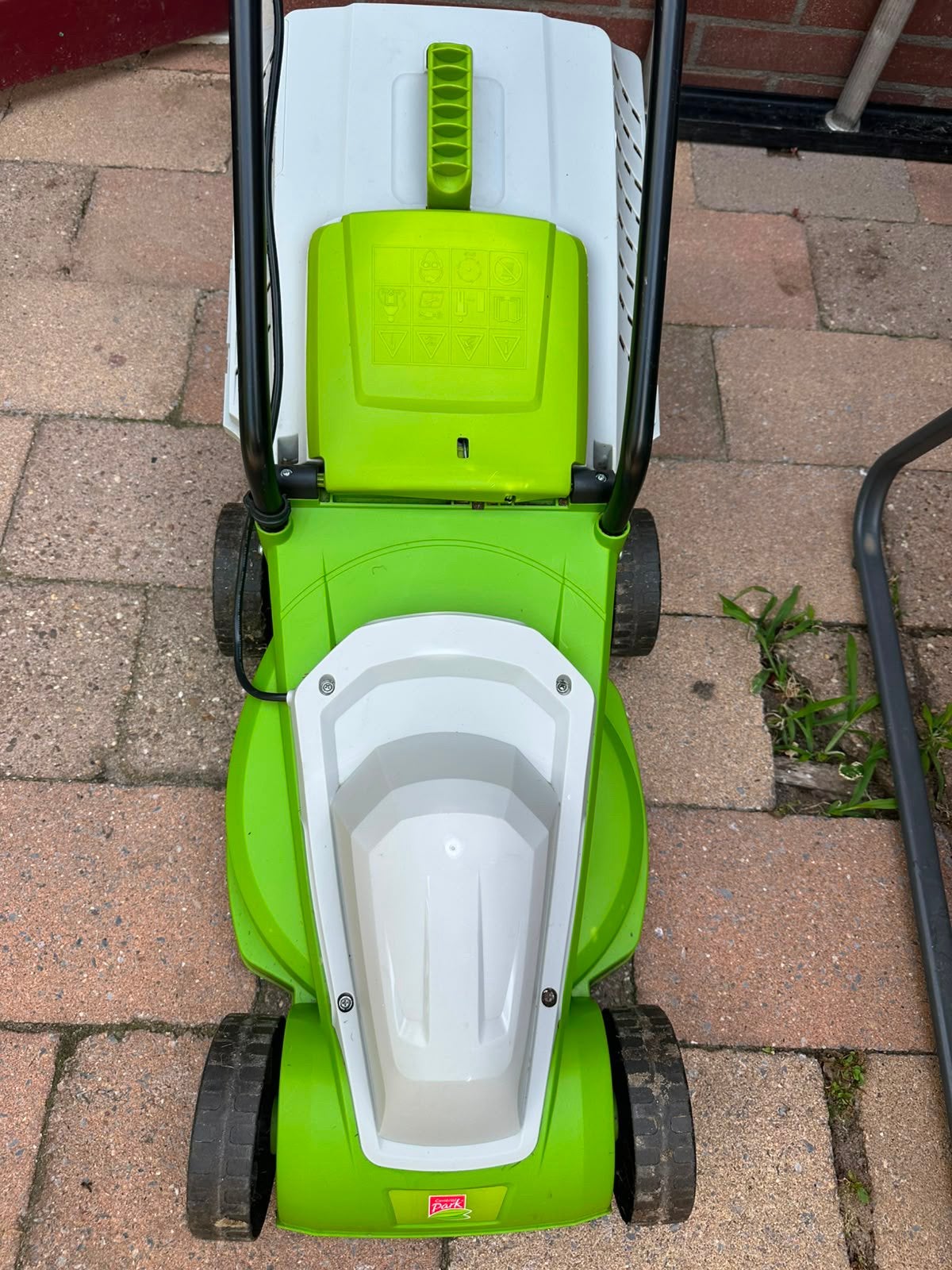 Elektrische grasmaaier merk Central Park, Tuin en Terras, Grasmaaiers, Ophalen of Verzenden, Zo goed als nieuw
