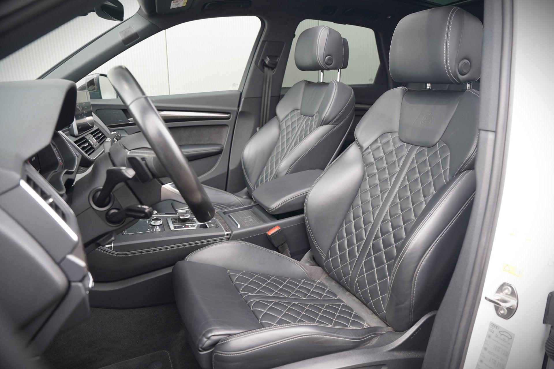 Audi Q5 3.0 TFSI SQ5 quattro Pro Line Plus | ABT | Carbon |, Auto's, Automaat, Gebruikt, 2995 cc, Wit