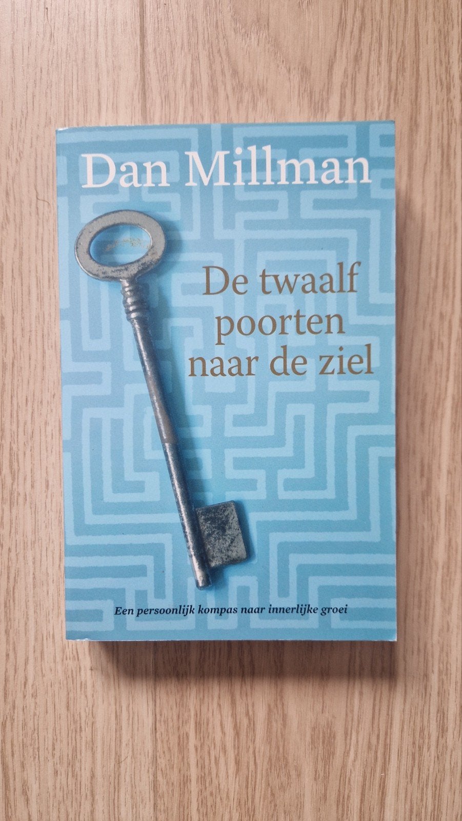 Dan Millman - De twaalf poorten naar de ziel, Boeken, Ophalen of Verzenden, Zo goed als nieuw, Achtergrond en Informatie