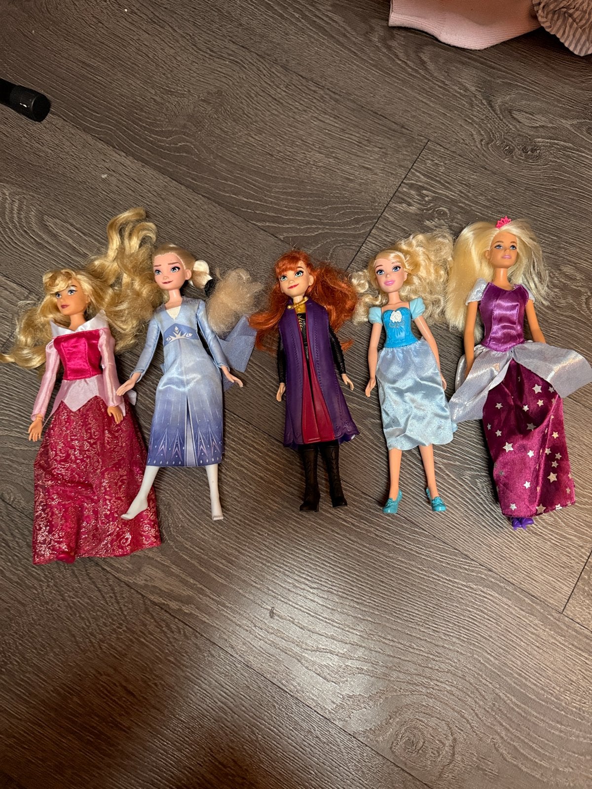 Disney Barbie poppen - Anna, Elsa en meer, Ophalen of Verzenden, Zo goed als nieuw, Barbie