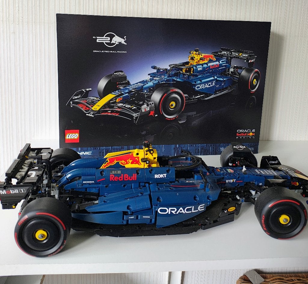 LEGO Technic Red Bull Racing RB18 Formule 1 auto, Kinderen en Baby's, Ophalen of Verzenden, Zo goed als nieuw, Overige merken