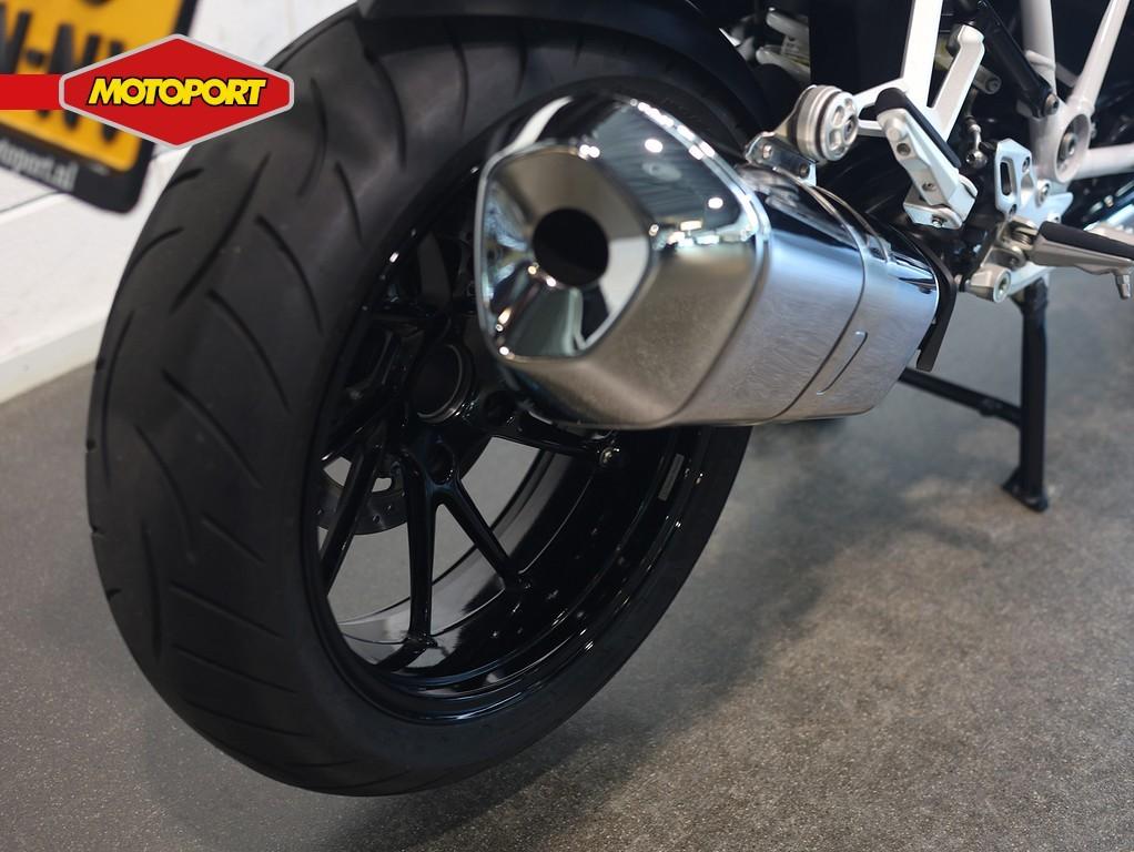 BMW R 1250 R (bj 2020), BMW GROUP NEDERLAND BV, Bedrijf, Meer dan 35 kW, ABS