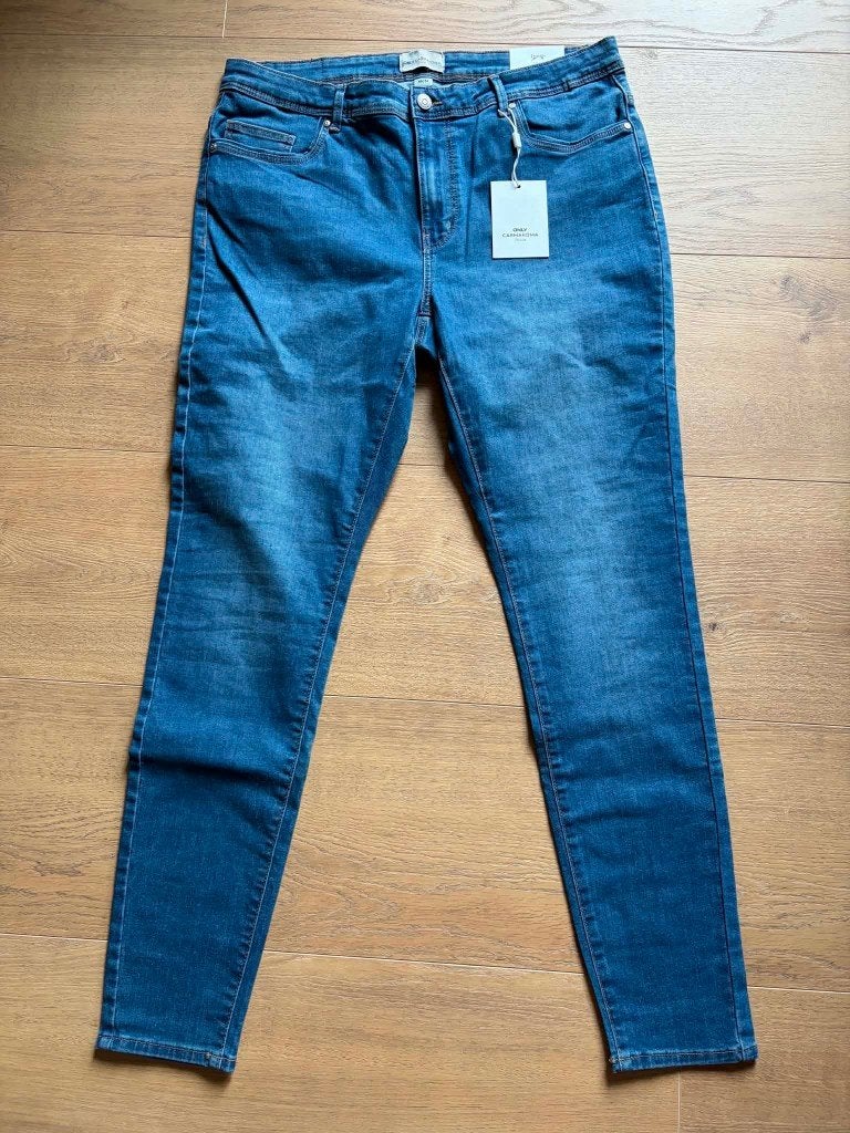 Only carmakoma jeans Sally maat 46/32, Kleding | Dames, Spijkerbroeken en Jeans, Only, Blauw, Ophalen of Verzenden, Zo goed als nieuw