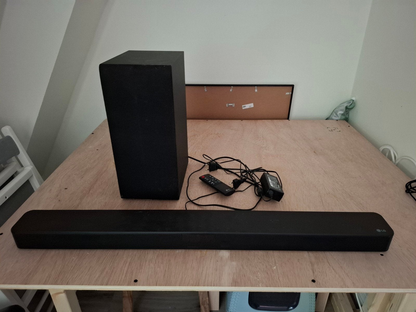 LG Soundbar SL4Y met draadloze subwoofer SPH4B-W, Ophalen, Bluetooth, Gebruikt