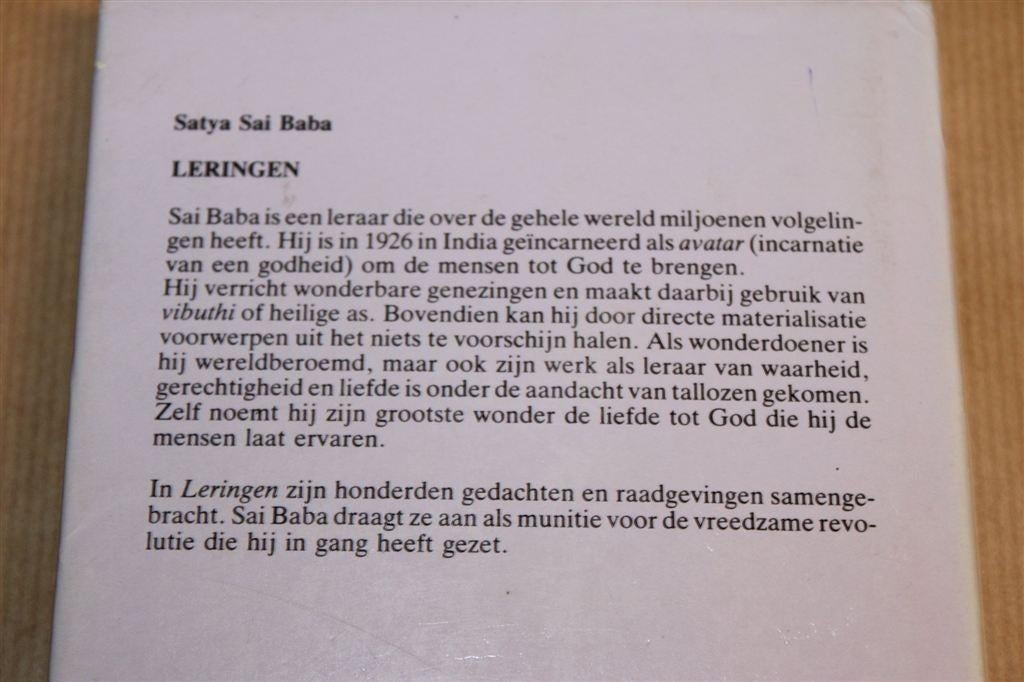 Leringen — Sai Baba, Spirituele Wijsheden, Oriëntserie, Boeken, Ophalen of Verzenden, Gelezen, Overige onderwerpen, Achtergrond en Informatie