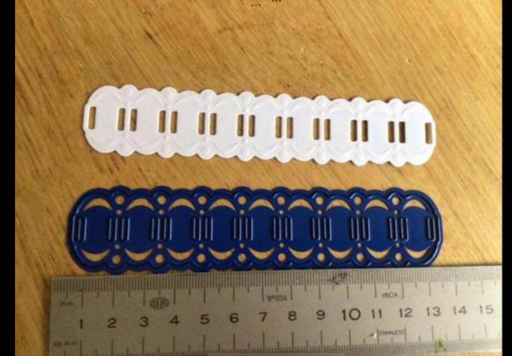 Snijmal rand van Marianne design 1211, Hobby en Vrije tijd, Kaarten | Zelf maken, Ophalen of Verzenden, Zo goed als nieuw, Overige thema's