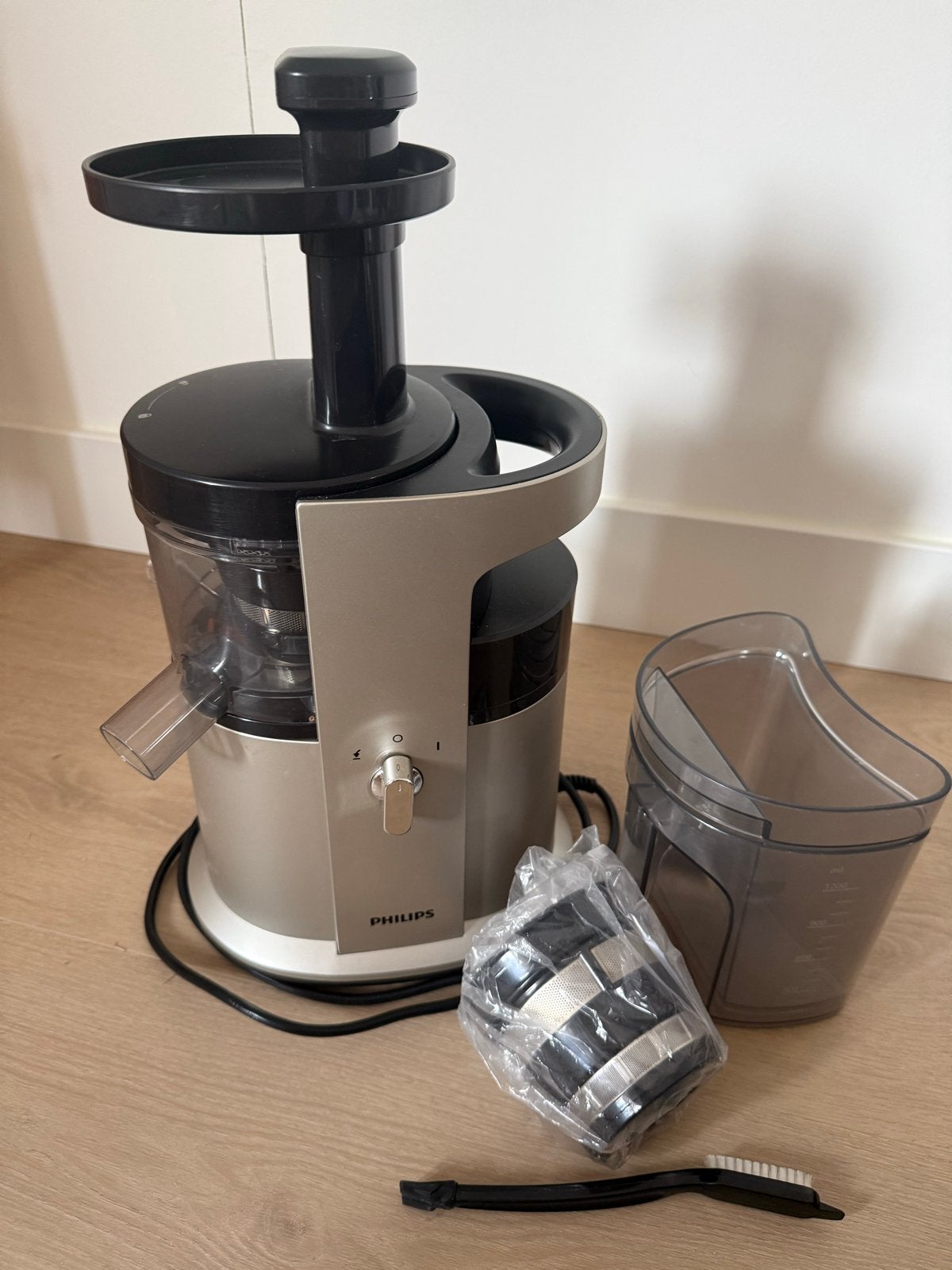 Philips Slowjuicer HR1889/70 - Zo goed als nieuw, Witgoed en Apparatuur, Ophalen of Verzenden, Zo goed als nieuw, Elektrisch, Slowjuicer