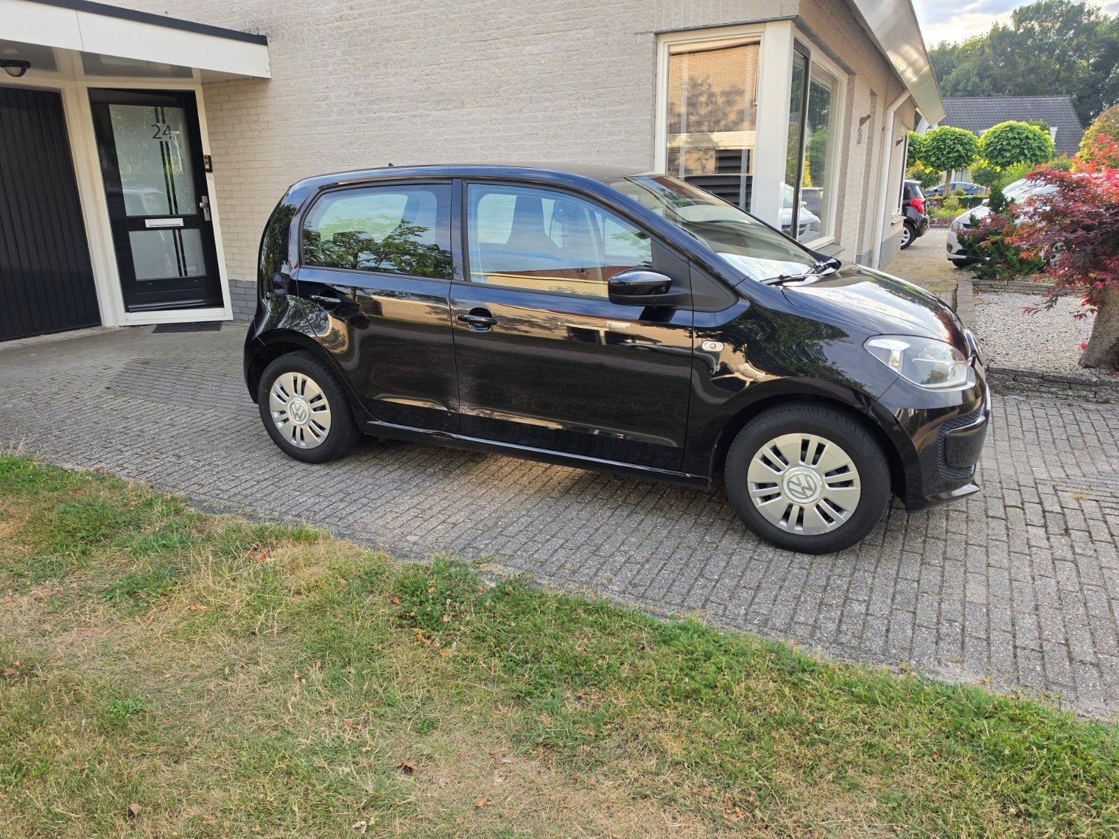 Volkswagen up! 1.0 44KW/60PK 5-DRS 2014 Zwart, Auto's, Voorwielaandrijving, Stof, Up!, 840 kg