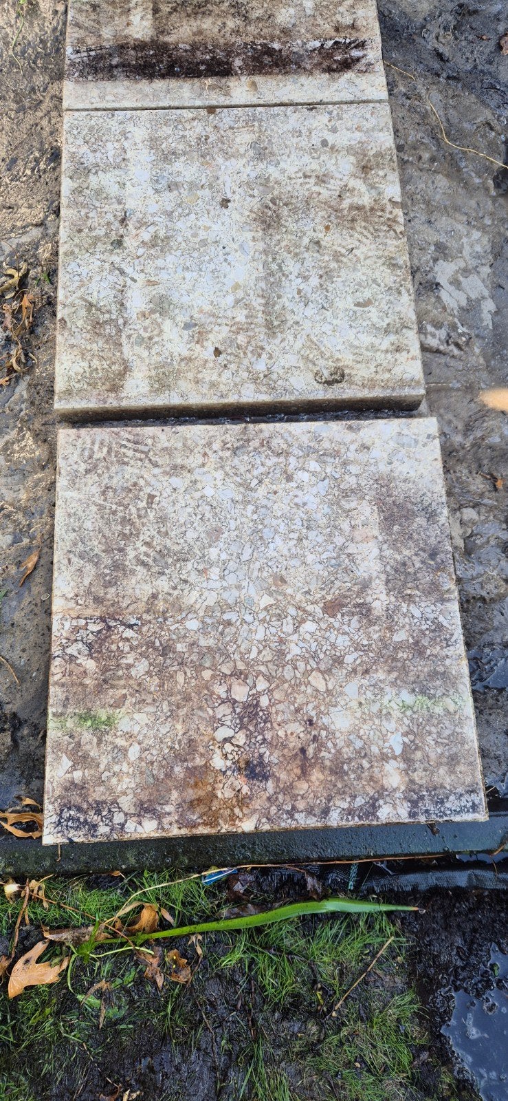 Gratis witte tegels 50x50cm, 7m2, glad oppervlakte, Tuin en Terras, Ophalen, Gebruikt, Beton, Terrastegels