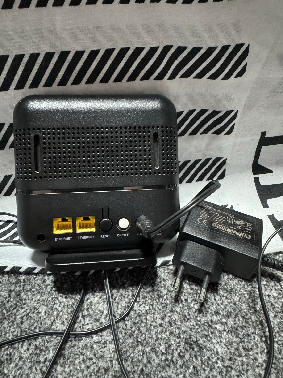 Arcadyan Experia WiFi Router - KPN, Ophalen of Verzenden, Gebruikt, Router