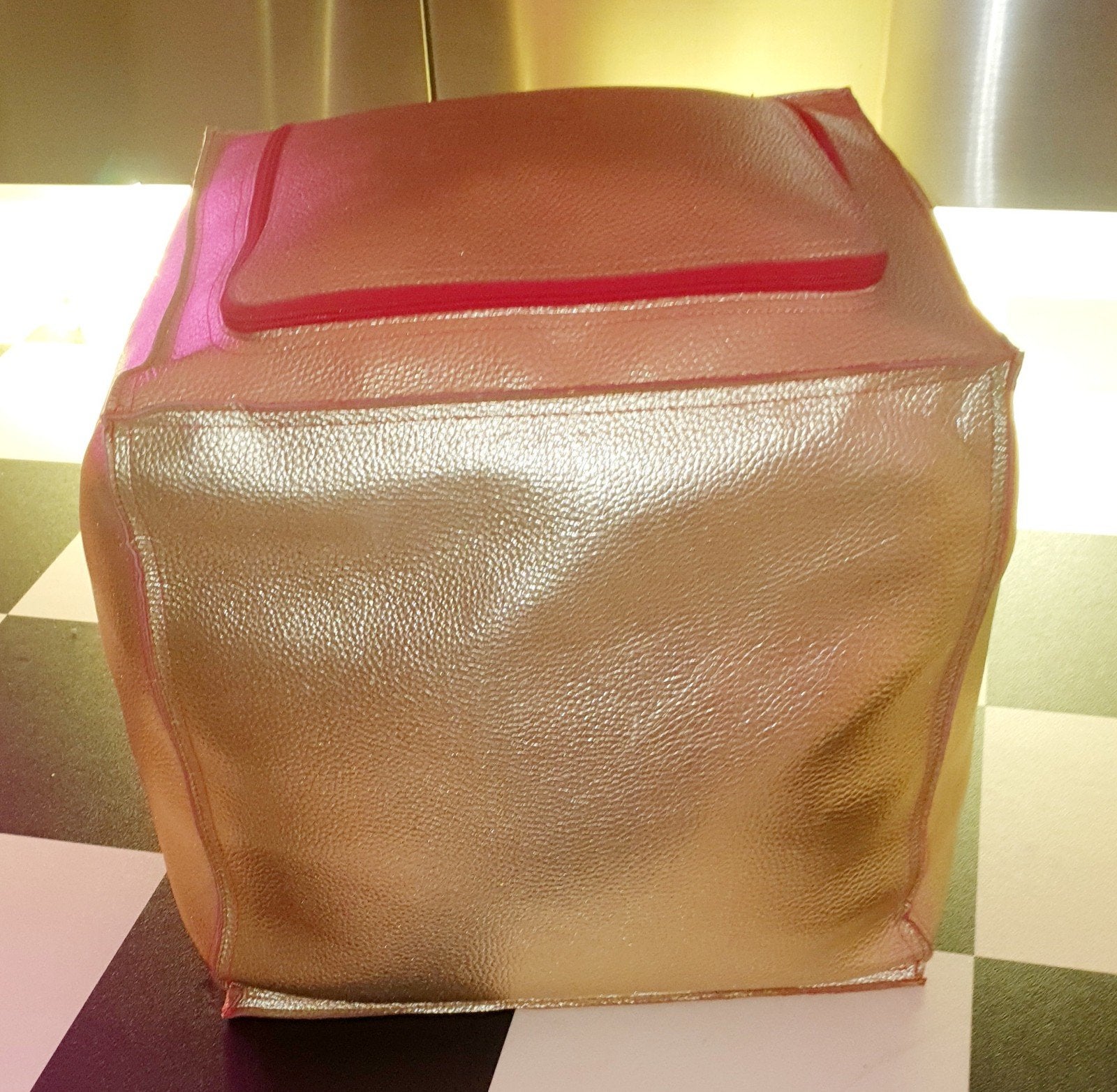 Poef goud nappa met rits, Huis en Inrichting, Ophalen, Overige materialen, Minder dan 50 cm, Vierkant