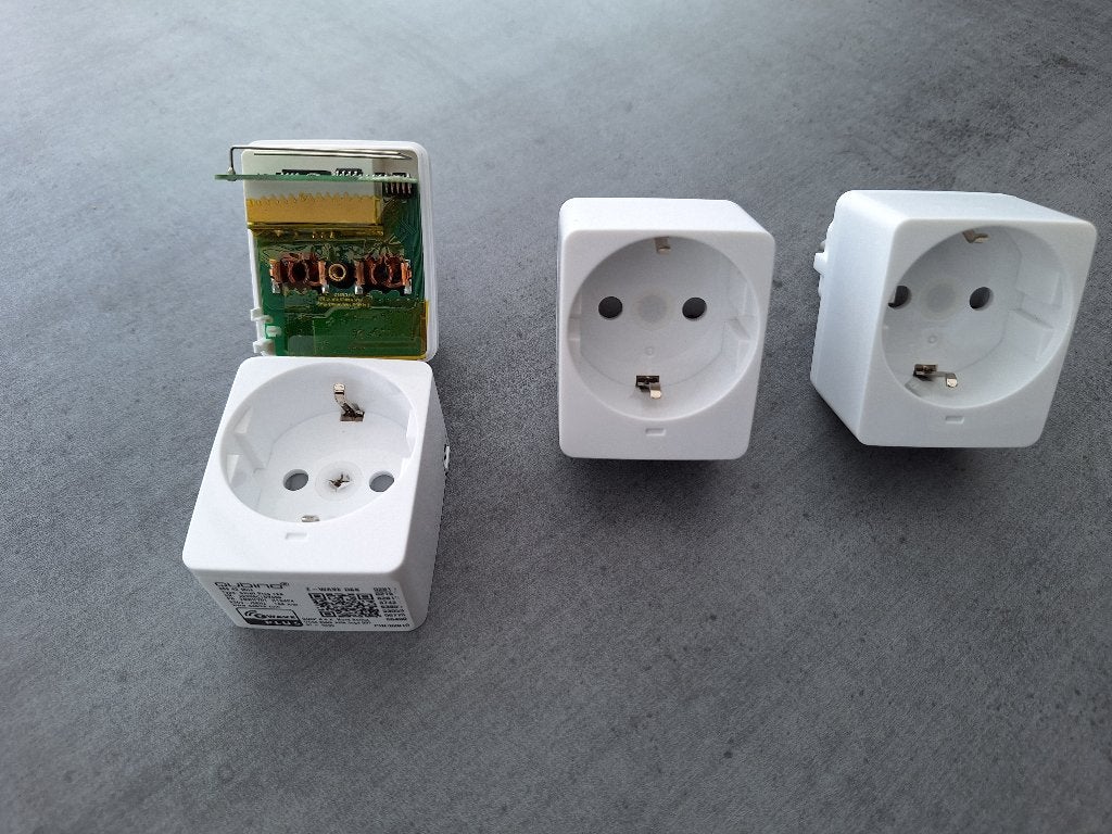 Qubino Z Wave plus stekkers, Defect., Ophalen of Verzenden, Gebruikt
