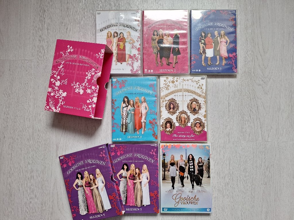 Set dvd's Gooische Vrouwen seizoen 1-5 + de film, Nederlands, Zo goed als nieuw, Komedie, Vanaf 12 jaar